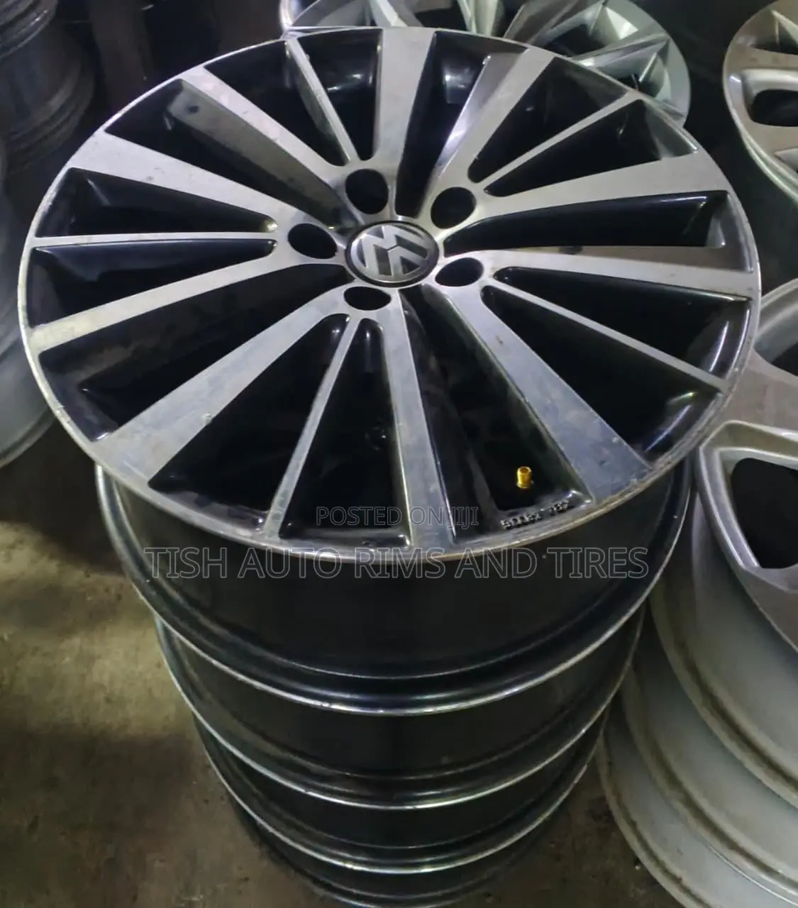 Original Volkswagen 18 Inch Black Silver Rims Set