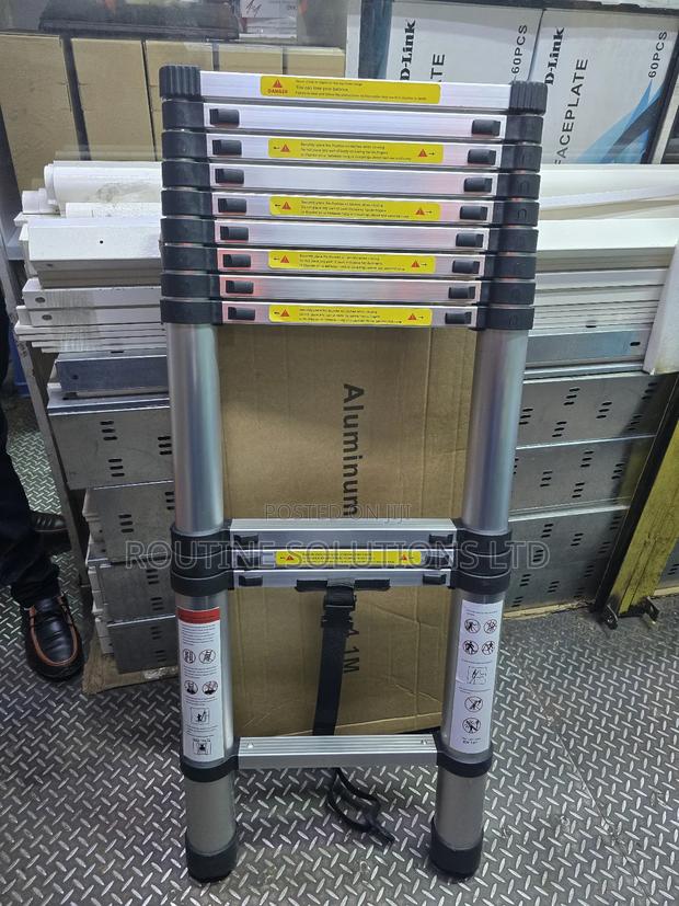 Single Telescopic Ladder 4.1m 150kg Load