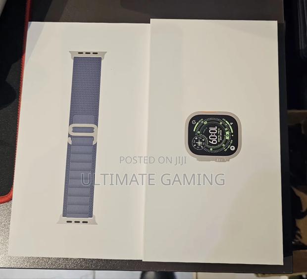 Apple Watch Ultra 3 in Natural Titanium 49mm - thumbnail 2