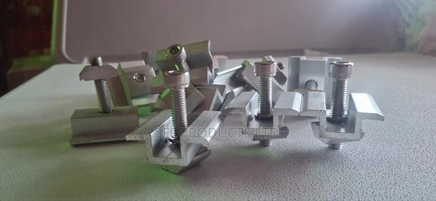 Panel Middle Clamp - thumbnail 2