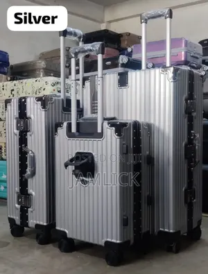 Aluminium Frame Zipless Suitcase Set