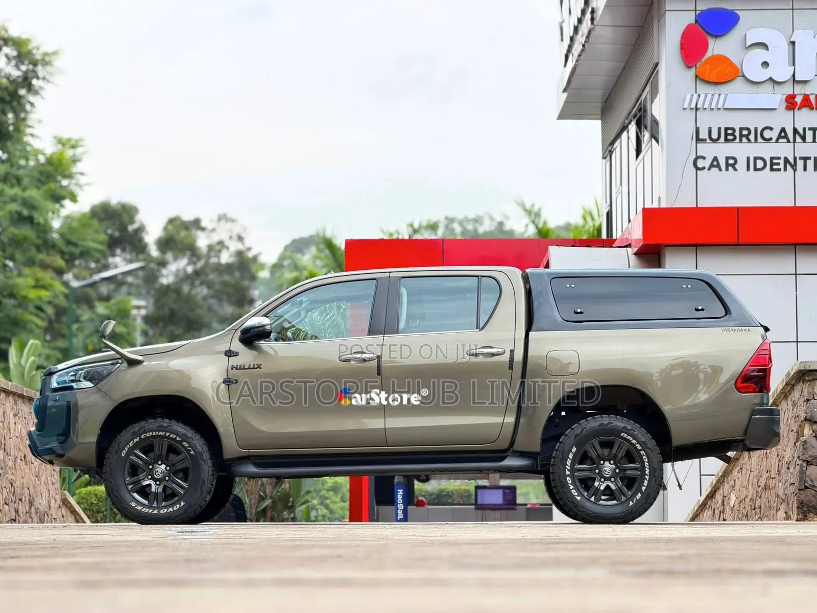 Toyota Hilux Revo Double Cab Deisel 2.4 AWD 2021 Green
