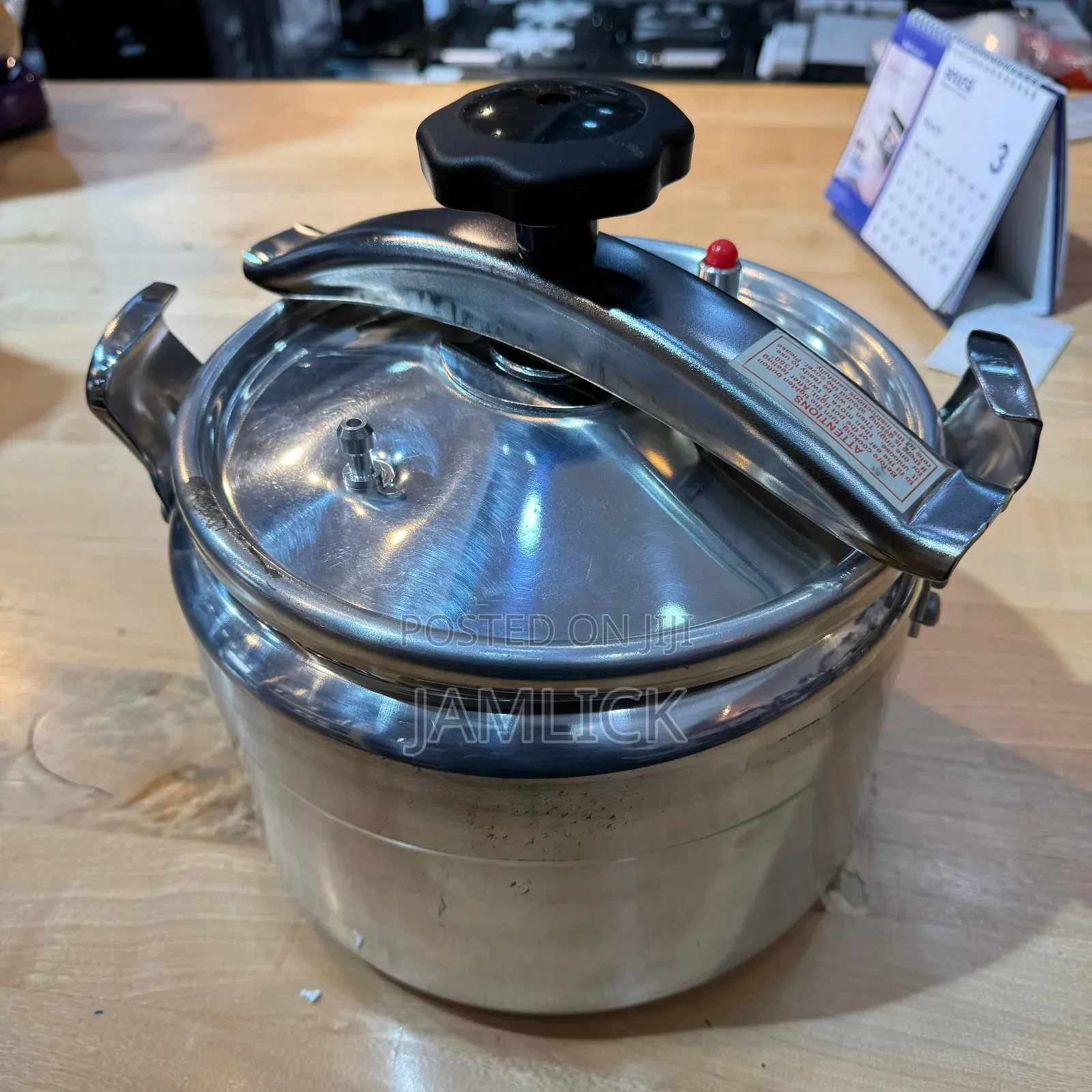 Nunix Pressure Cookers - Ab