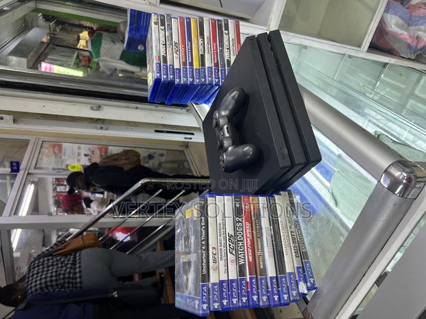 Play Station 4 Pro Chipped - main view