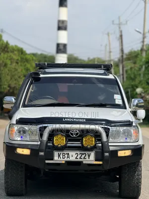 Toyota Land Cruiser Prado 2006 White