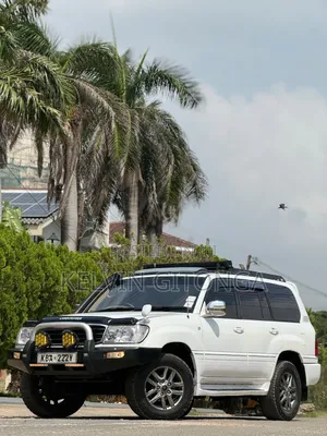 Toyota Land Cruiser Prado 2006 White