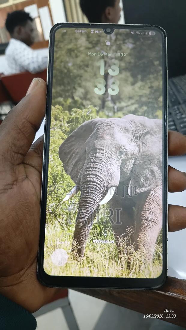 Samsung Galaxy A06 64 GB Bronze - thumbnail 5