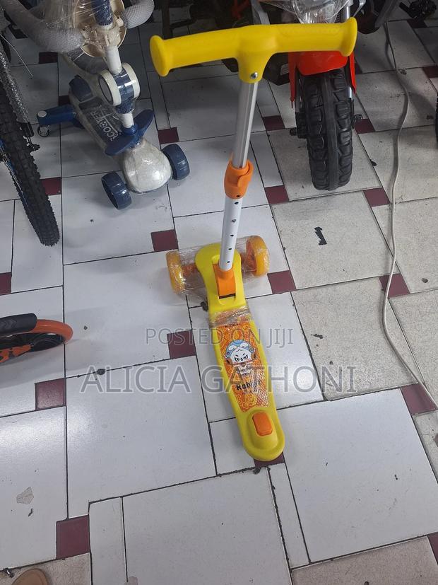 High Quality Kids Scooter - thumbnail 2