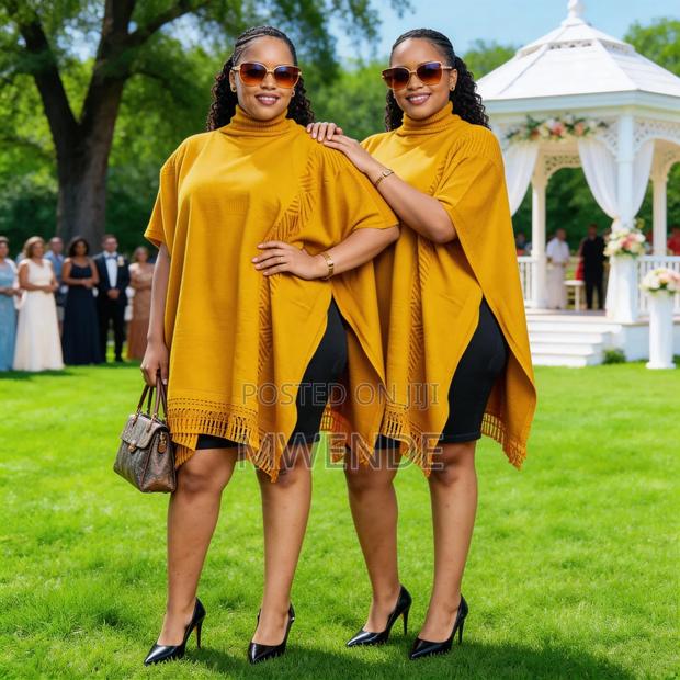 Female Ponchos - thumbnail 4