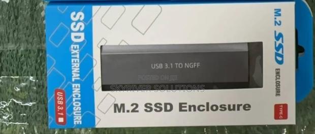 M.2 SSD External Enclosure - thumbnail 3