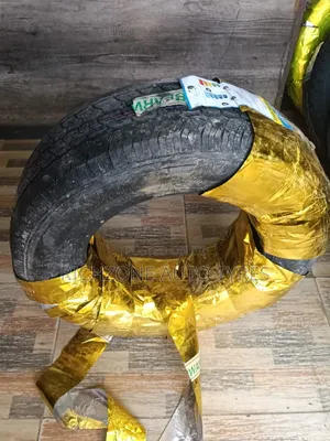 Bearway 215/70r16
