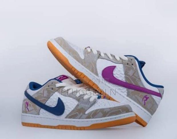 Nike Sb Dunk Low Rayssa Leal. - main view