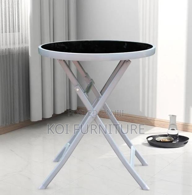 Home Tables; Round Modern Glass Top Dining Table - thumbnail 3