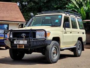 Toyota Land Cruiser 76 Series 2017 Beige