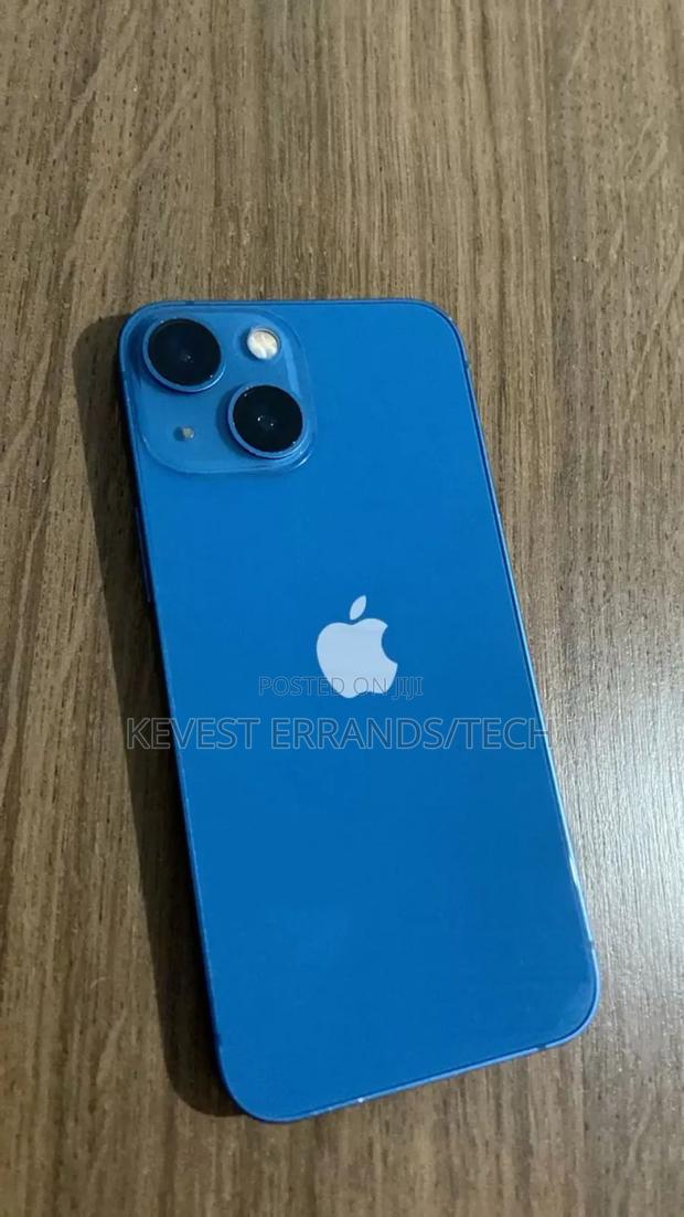 Apple iPhone 13 256 GB Blue - main view