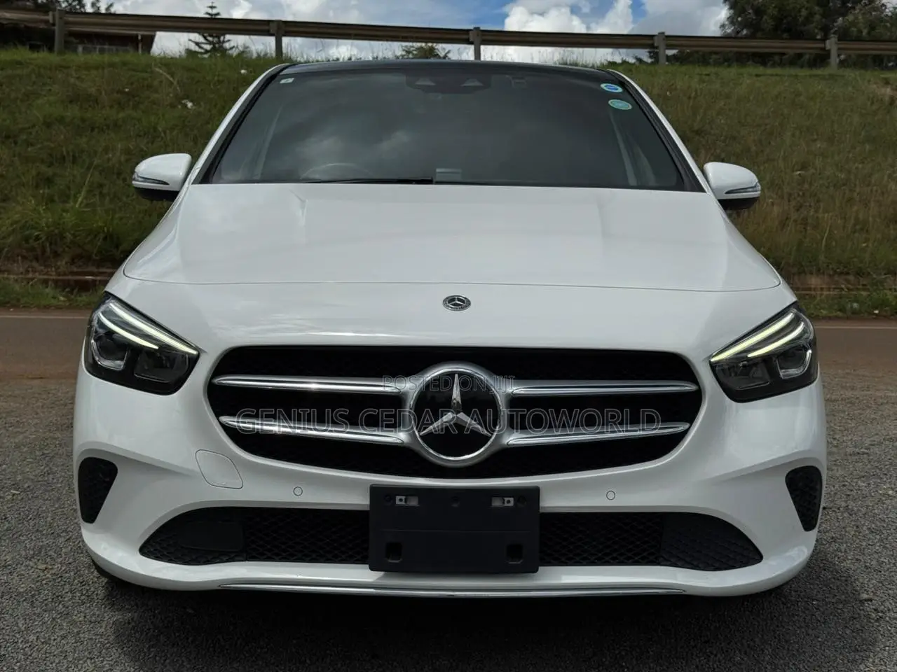 Mercedes-Benz C180 2019 White