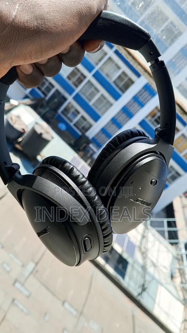 Quietcomfort 35 Series I Wireless Noise-Canceling Headphones Black.