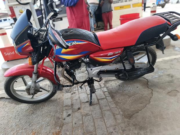 Bajaj Boxer 125 2022 Red - thumbnail 2