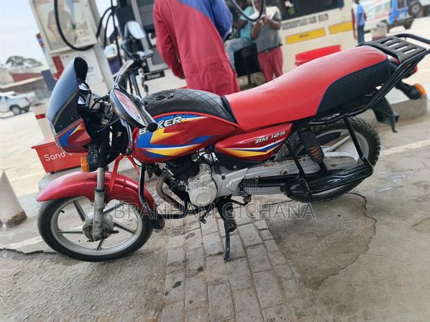 Bajaj Boxer 125 2022 Red - thumbnail 4