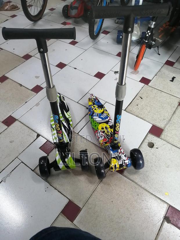 Kid Coloured Scooter - main view