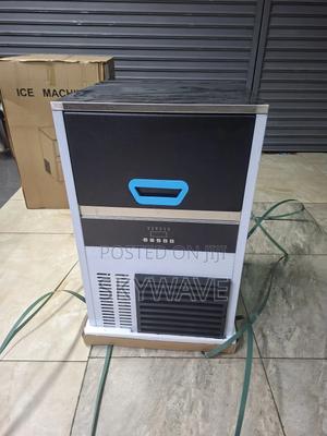 Premier Ice Maker 40kgs - thumbnail 2