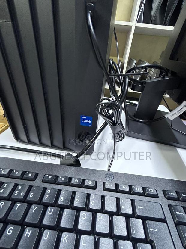 Desktop Computer HP Pro 200 G9 16GB Intel Core i5 SSD 1T - thumbnail 3