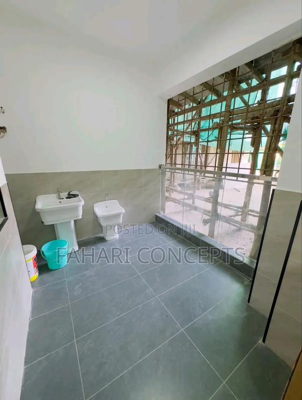 3bdrm Apartment in Lavington, Riverside Drive for sale - thumbnail 6