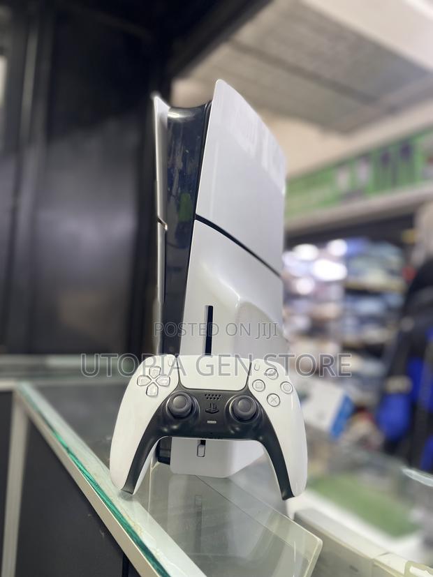 Play Station 5 Slim Disc Version +1 Controller - main view