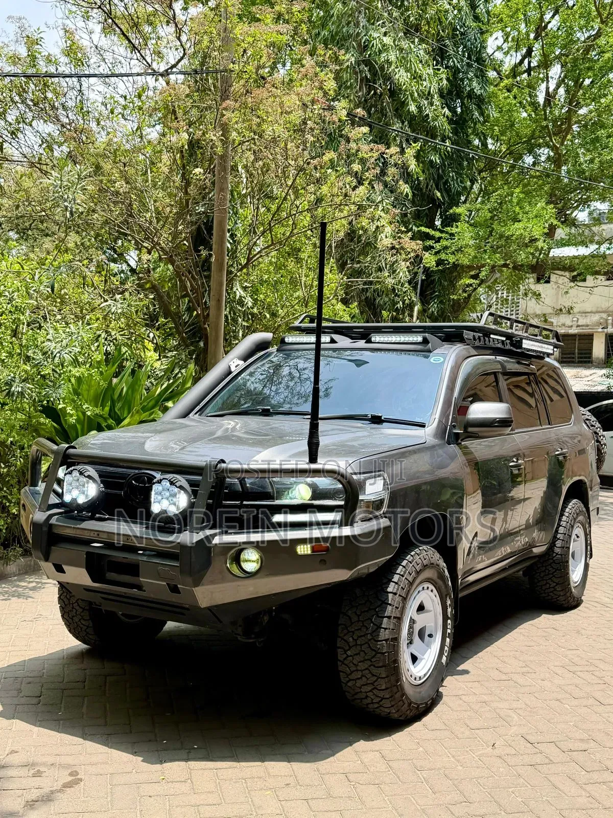 Toyota Land Cruiser 2018 Gray