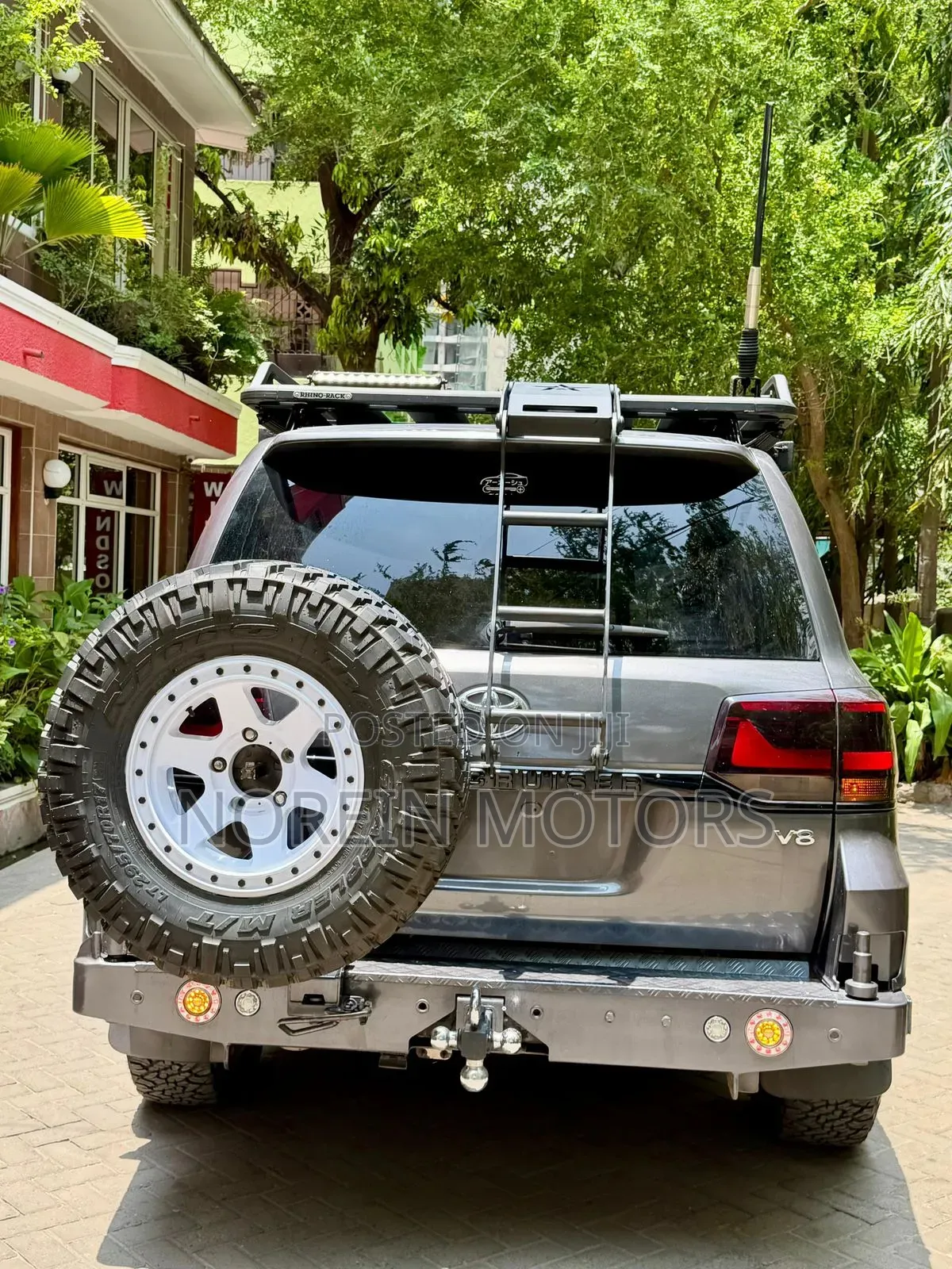 Toyota Land Cruiser 2018 Gray