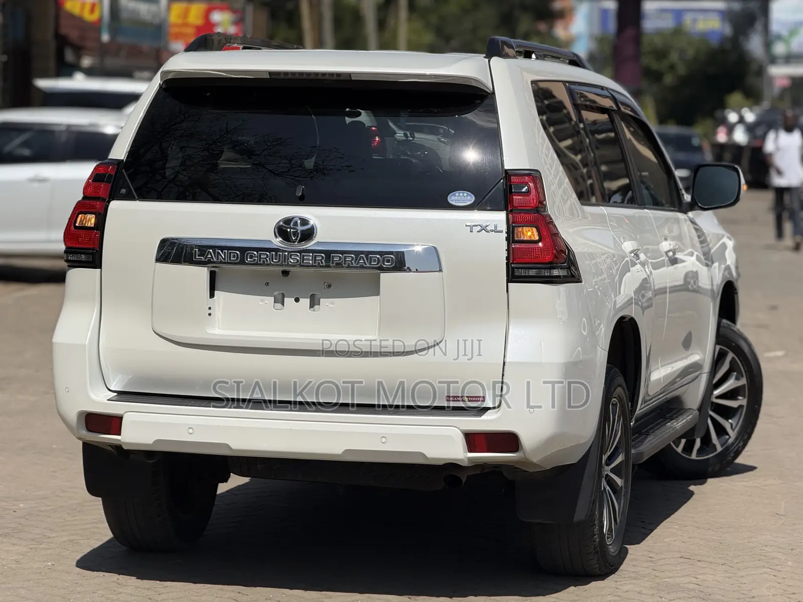 Toyota Land Cruiser Prado 2.8 2019 White