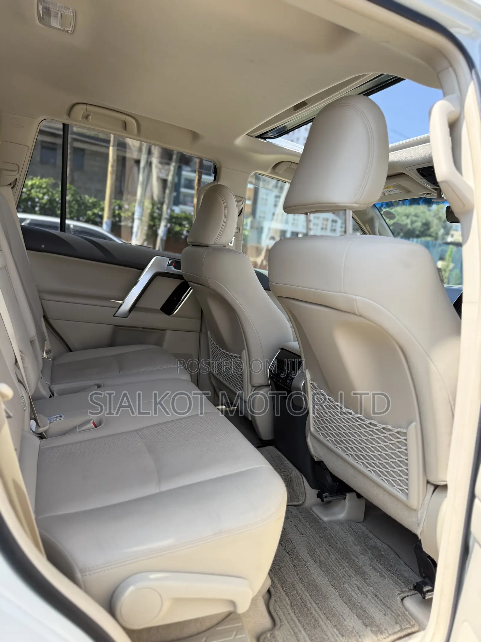 Toyota Land Cruiser Prado 2.8 2019 White