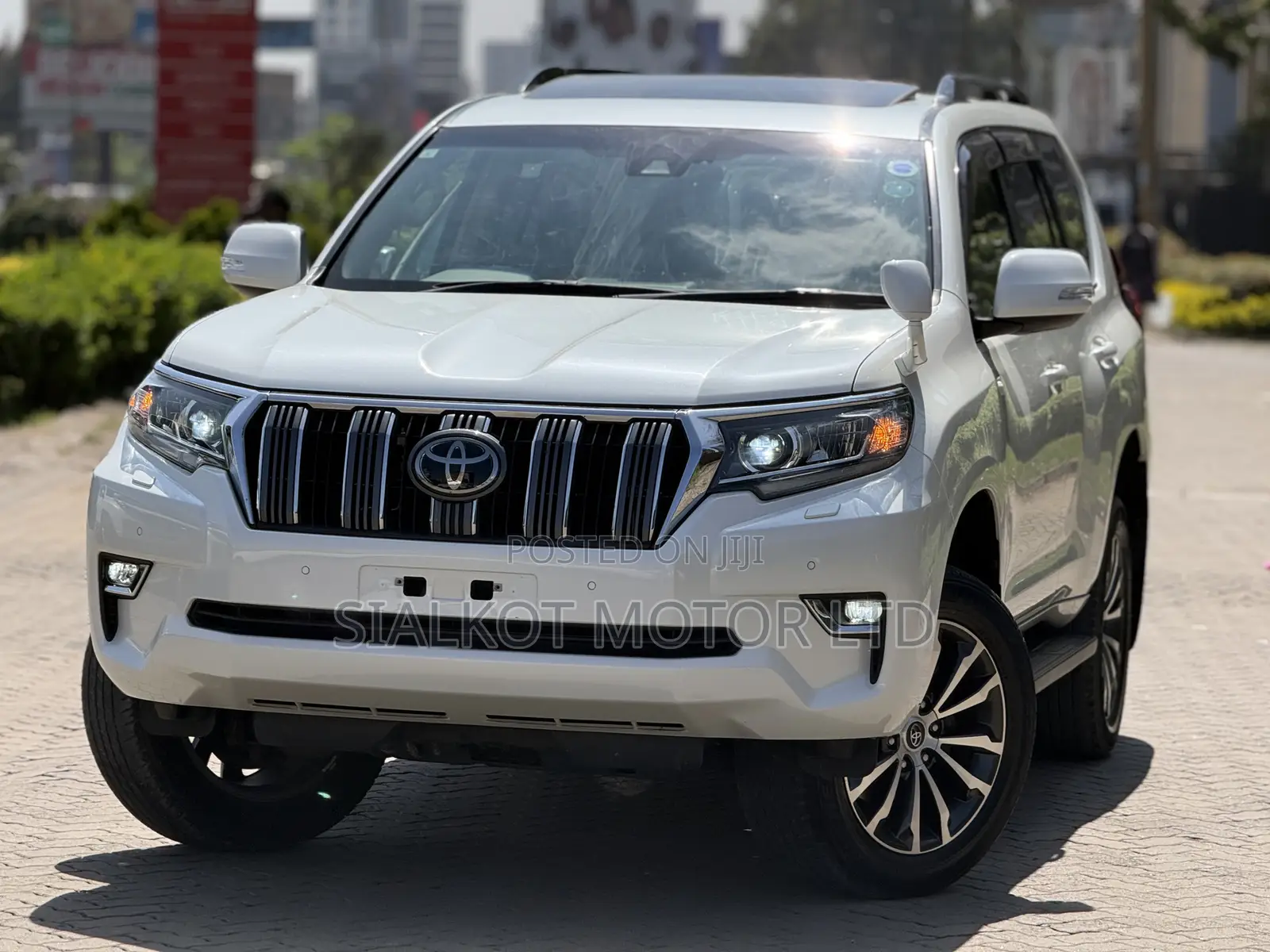 Toyota Land Cruiser Prado 2.8 2019 White