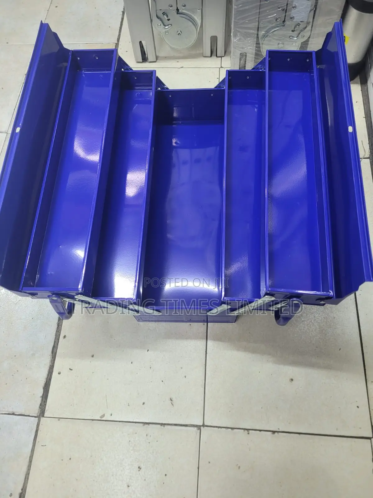 21" Empty Metallic Tool Box