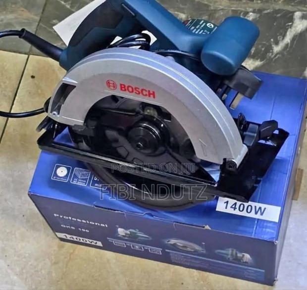 Bosch Professional Circular Saw/1400w Circular Saw - main view