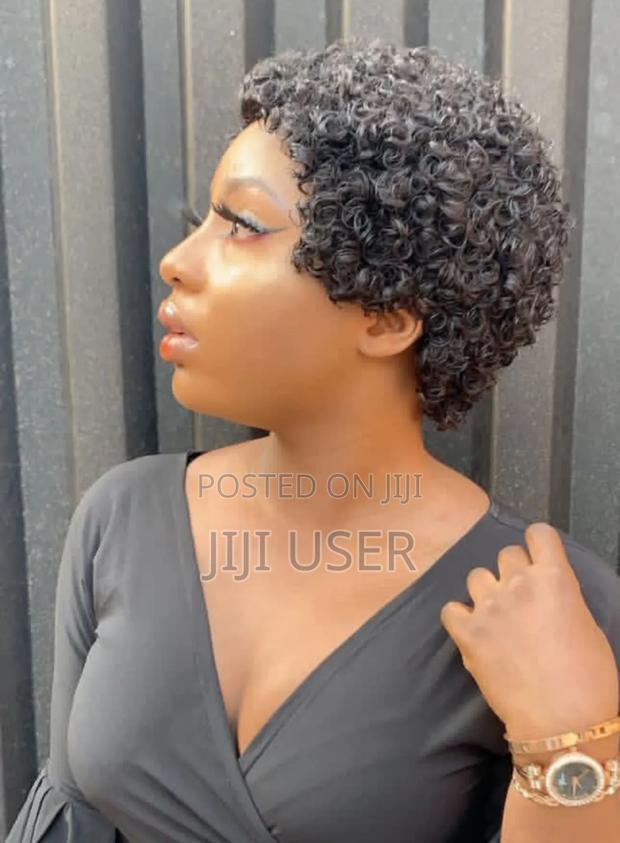 Low Cut Curly Wig - thumbnail 4