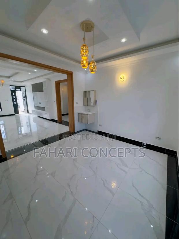 3bdrm Villa in Mugutha, Kimbo for sale - thumbnail 6