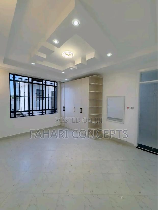 3bdrm Villa in Mugutha, Kimbo for sale - thumbnail 12