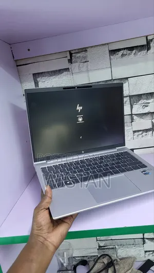 Laptop HP EliteBook 830 16GB Intel Core i5 SSD 512GB