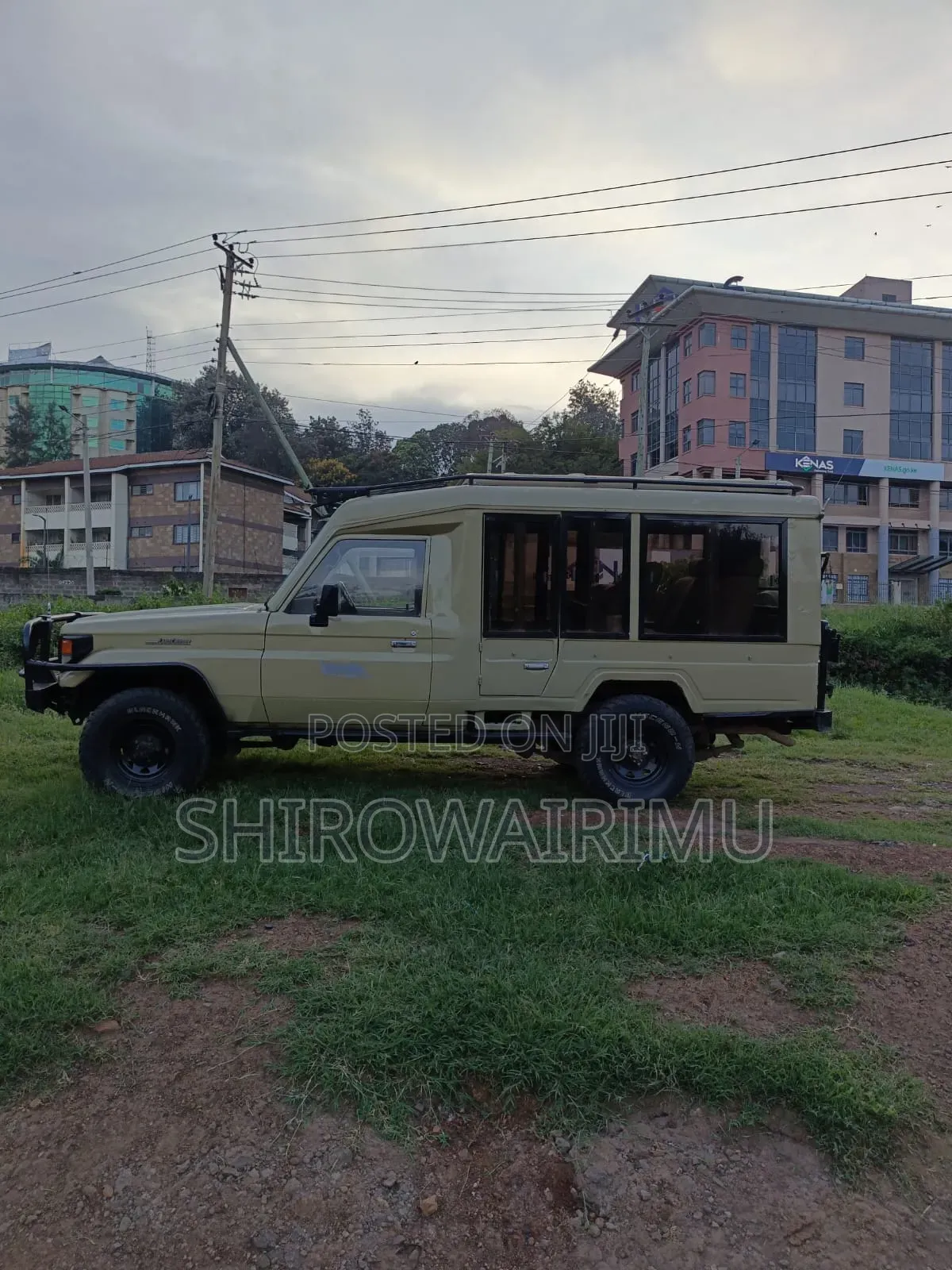 Toyota Land Cruiser 2003 Beige