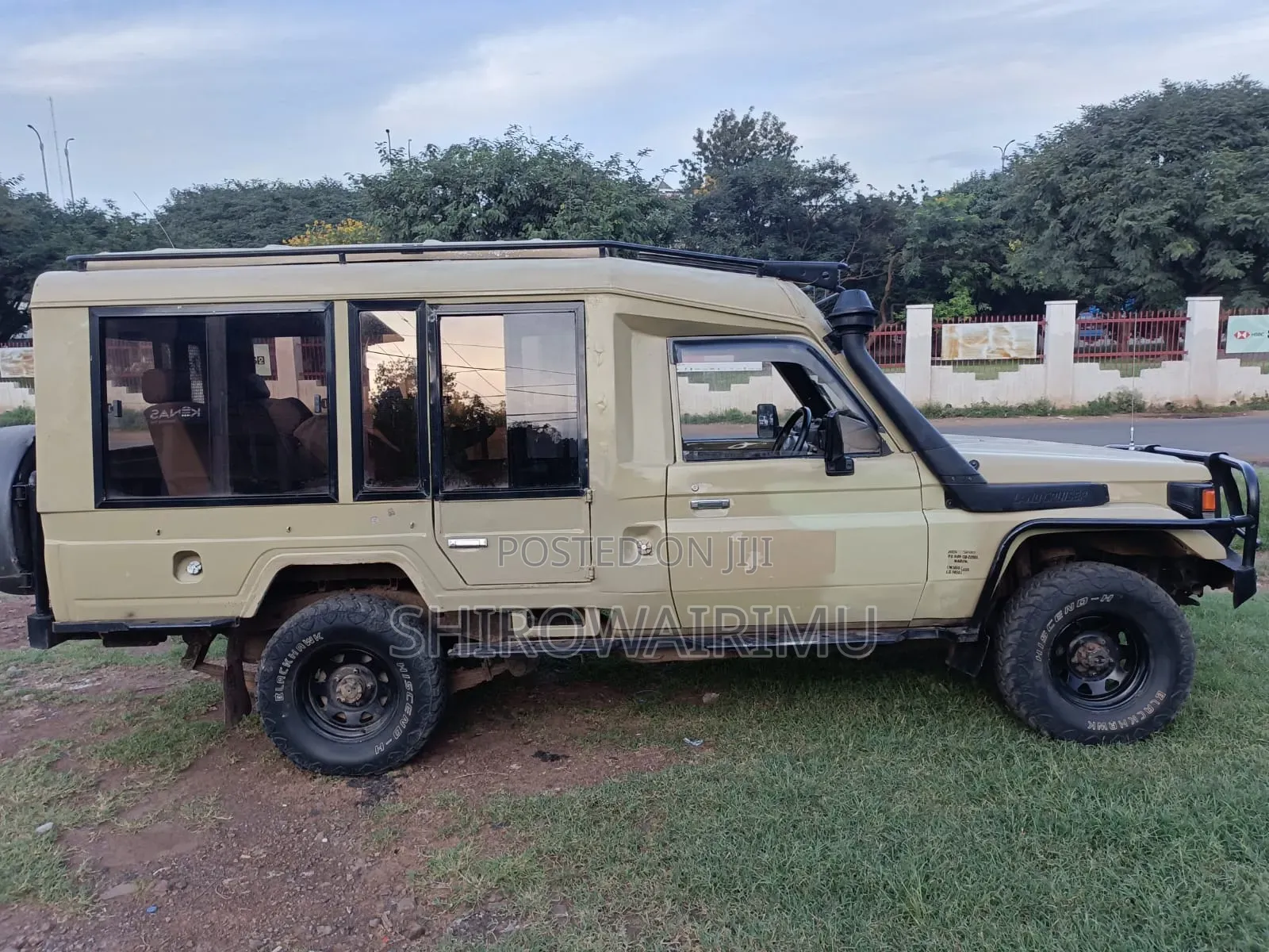 Toyota Land Cruiser 2003 Beige