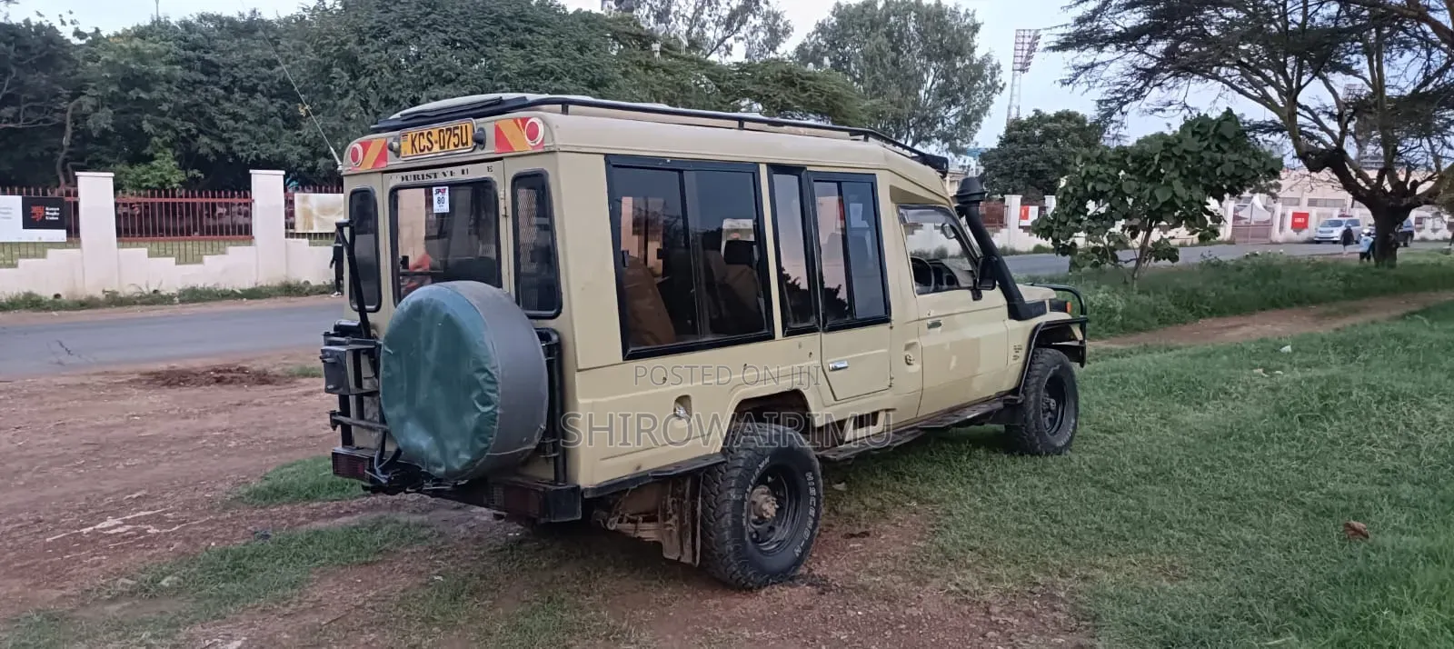 Toyota Land Cruiser 2003 Beige