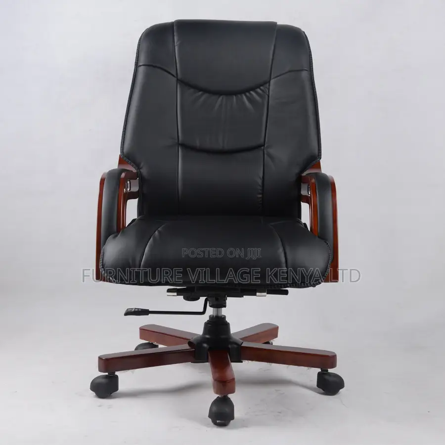 Office Chair; Black Leather Executive Office Chair