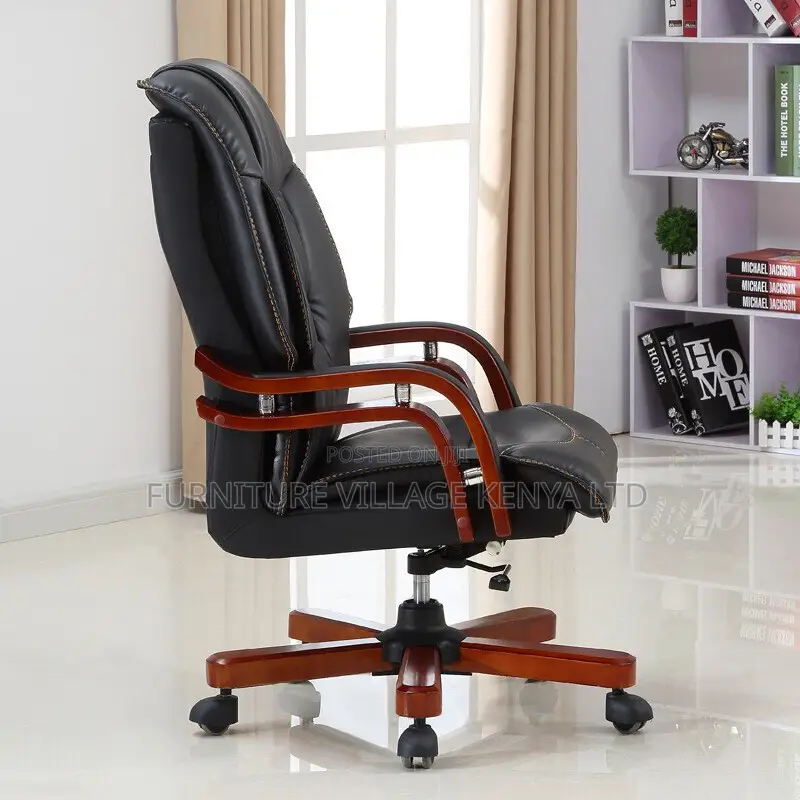 Office Chair; Black Leather Executive Office Chair