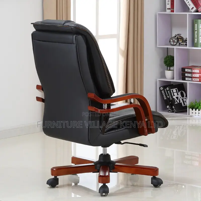 Office Chair; Black Leather Executive Office Chair