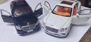 Diecast Luxury Car Models (Mercedes Bentley) – Open Doors Display - thumbnail 2