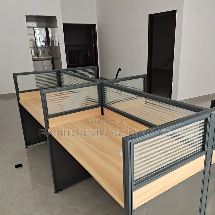 Office Workstation ; 2- Way Modular Office Workstation