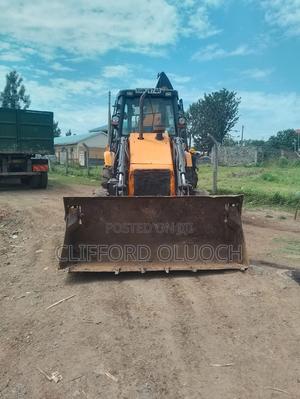 JCB Backhoe Loader - thumbnail 2