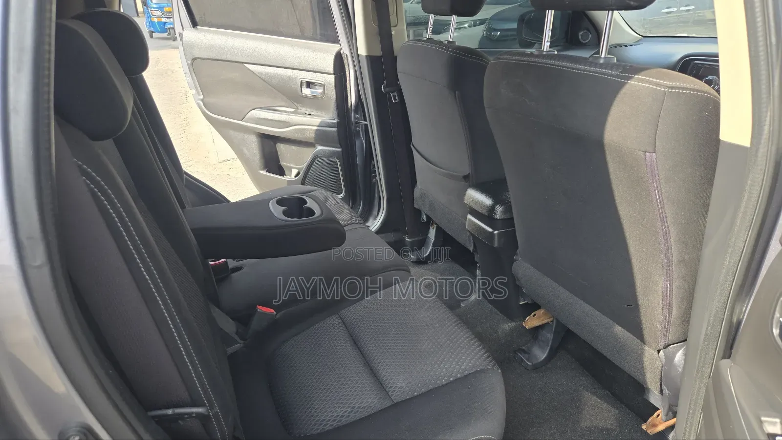 Mitsubishi Outlander 2016 Silver