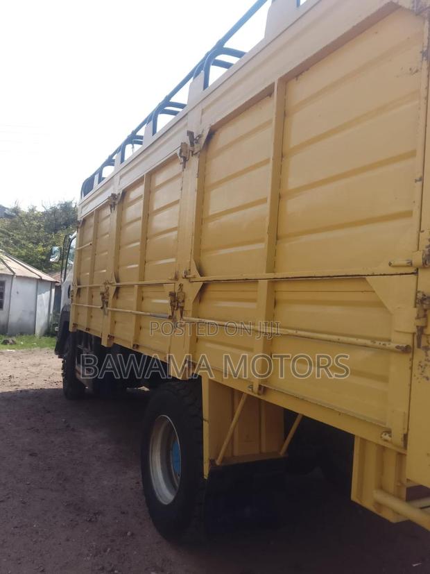 Isuzu FTR 2021 KDD - thumbnail 3